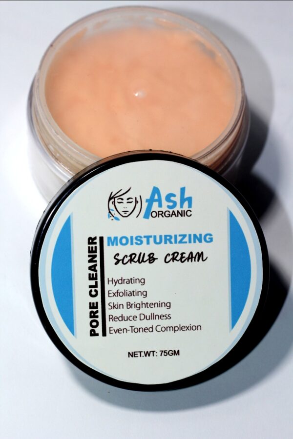MOISTURIZING SCRUB CREAM
